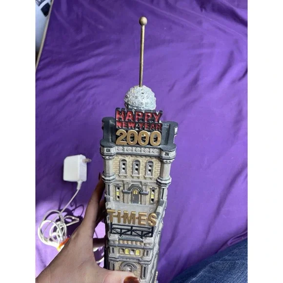 Dept 56 The Times Tower Times Square 2000 Special Edition Works See Desc. Xmas